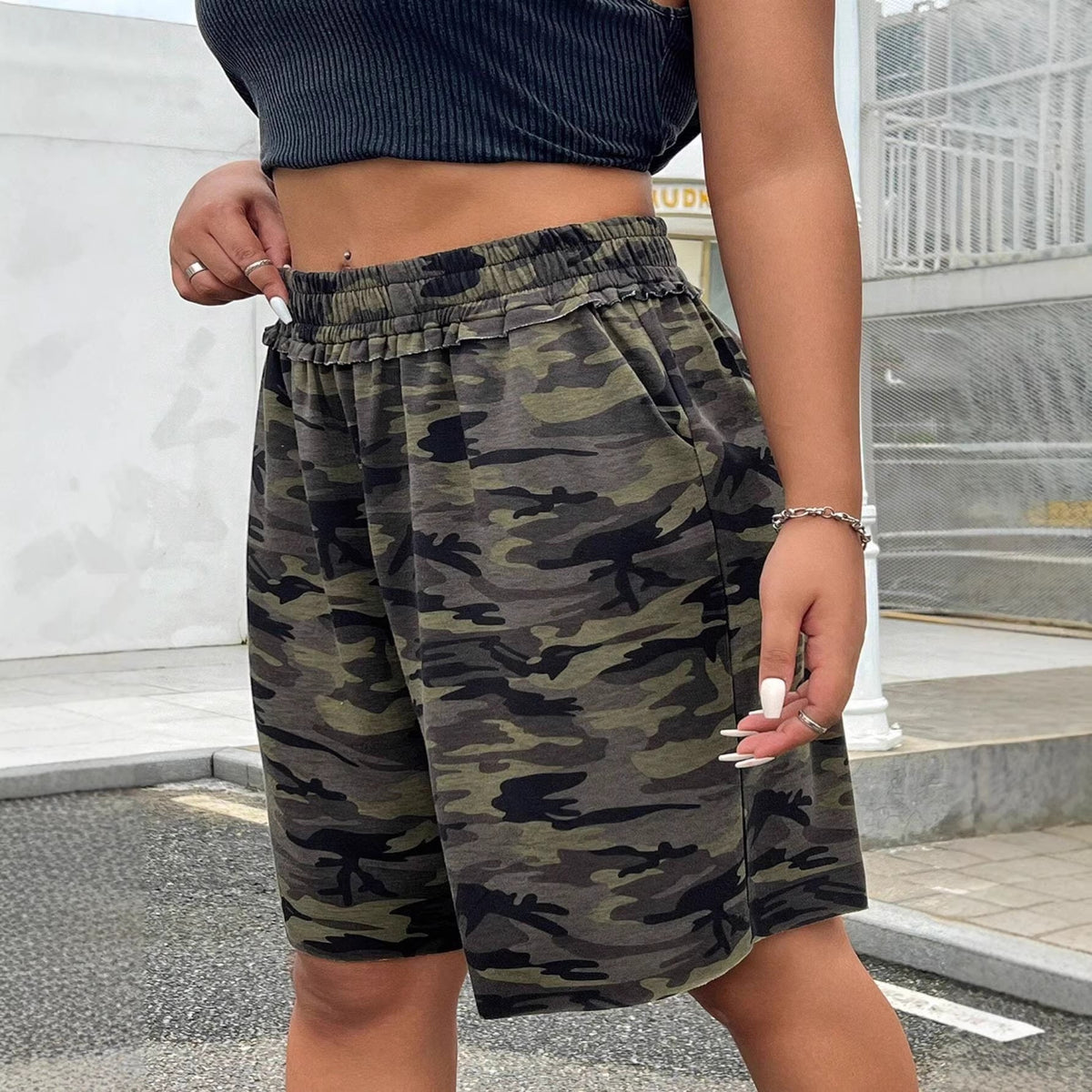 Women's Casual Pants in Modern Camouflage