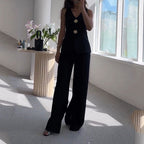 Women Suit with Tailored Cut and Elegant Button Detailing