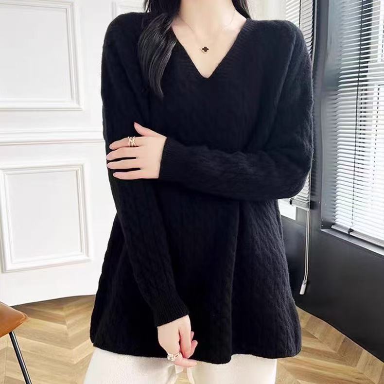 Women's Chunky Knit Sweater with V-Neck and Casual Fit