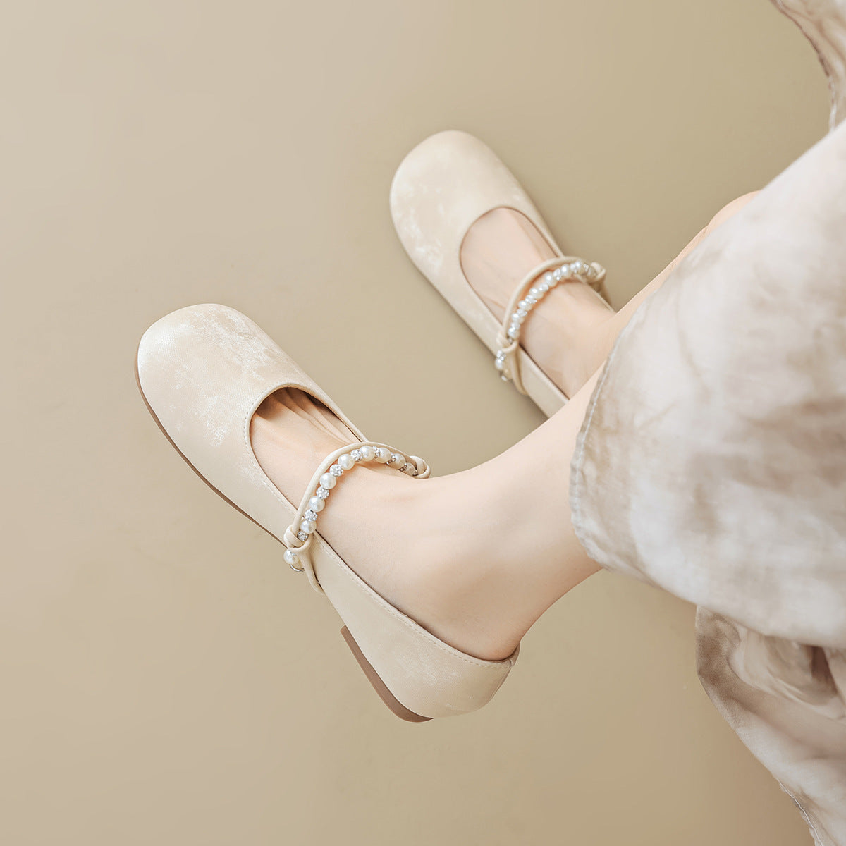 Women's Ballet Flats with Elegant Pearl Appliqué