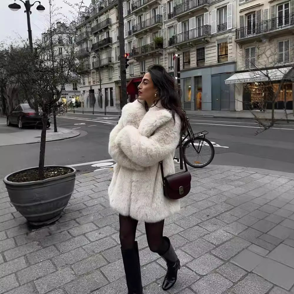Women's Luxury Faux Fur Coat with Elegant Lapel and Deep Collar