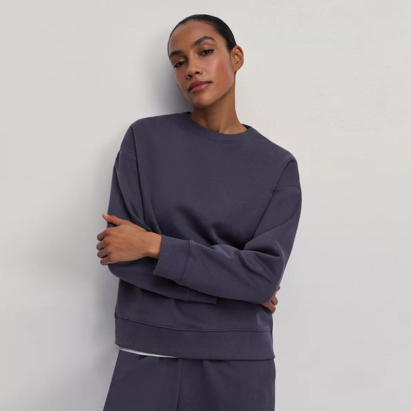 Women's Comfortable Oversized Sweatshirt with Casual Cut