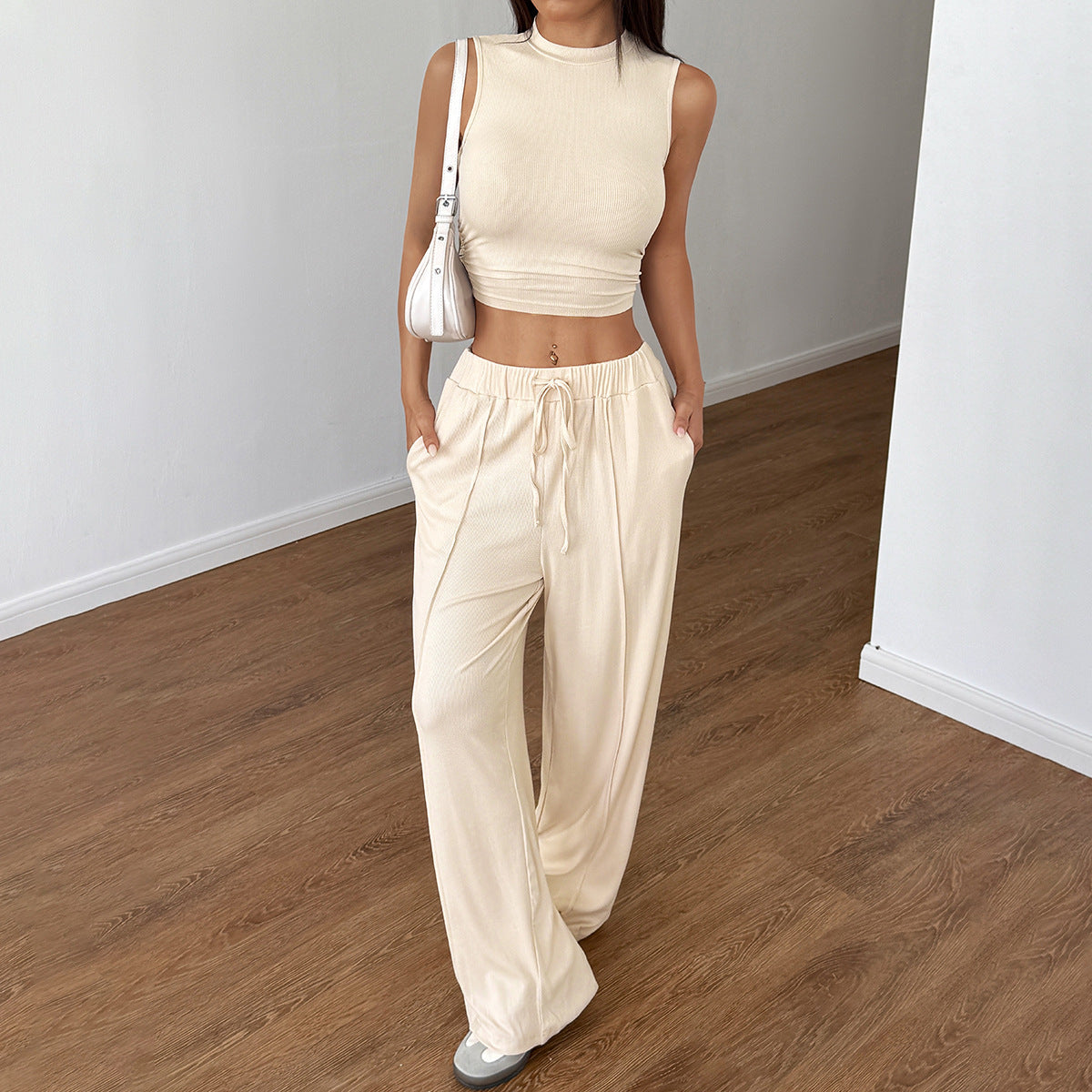 Women's Fashionable Crop Top with Loose Pants