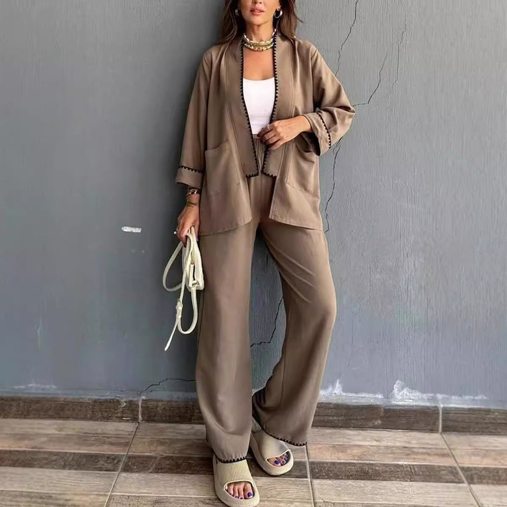 Women's Elegantly Cut Jacket with Contrasting Hem
