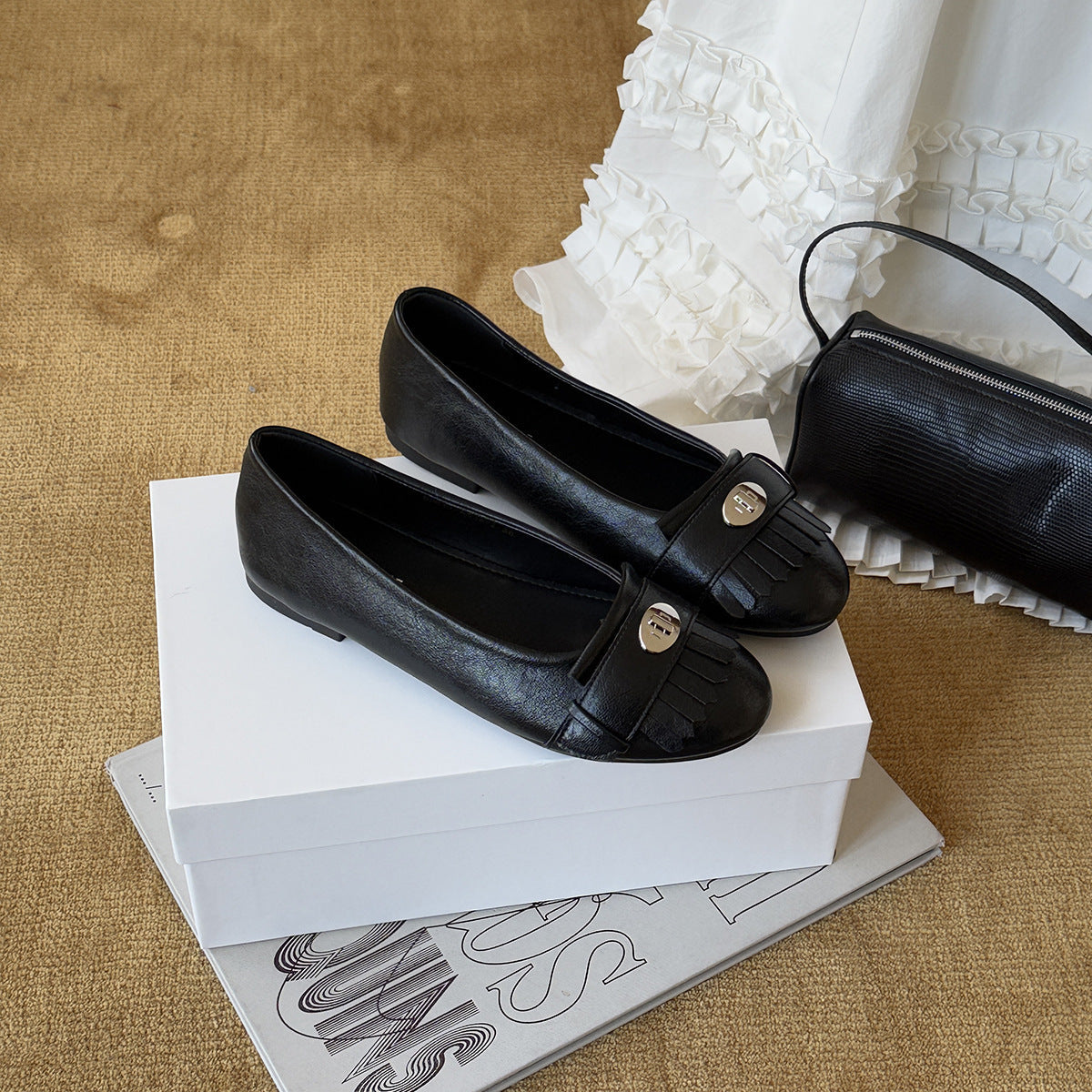 Women's Ballet Flats with Decorative Fringe and Elegant Buckle
