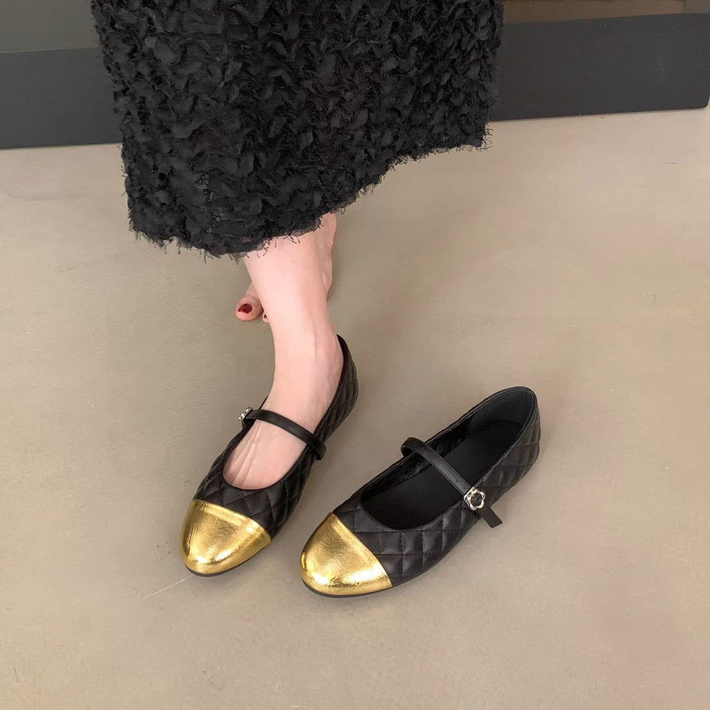 Women's Ballet Flats with Strap and Metallic Accent