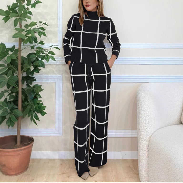 Women's Elegant Knit Loungewear Set with Graphic Pattern
