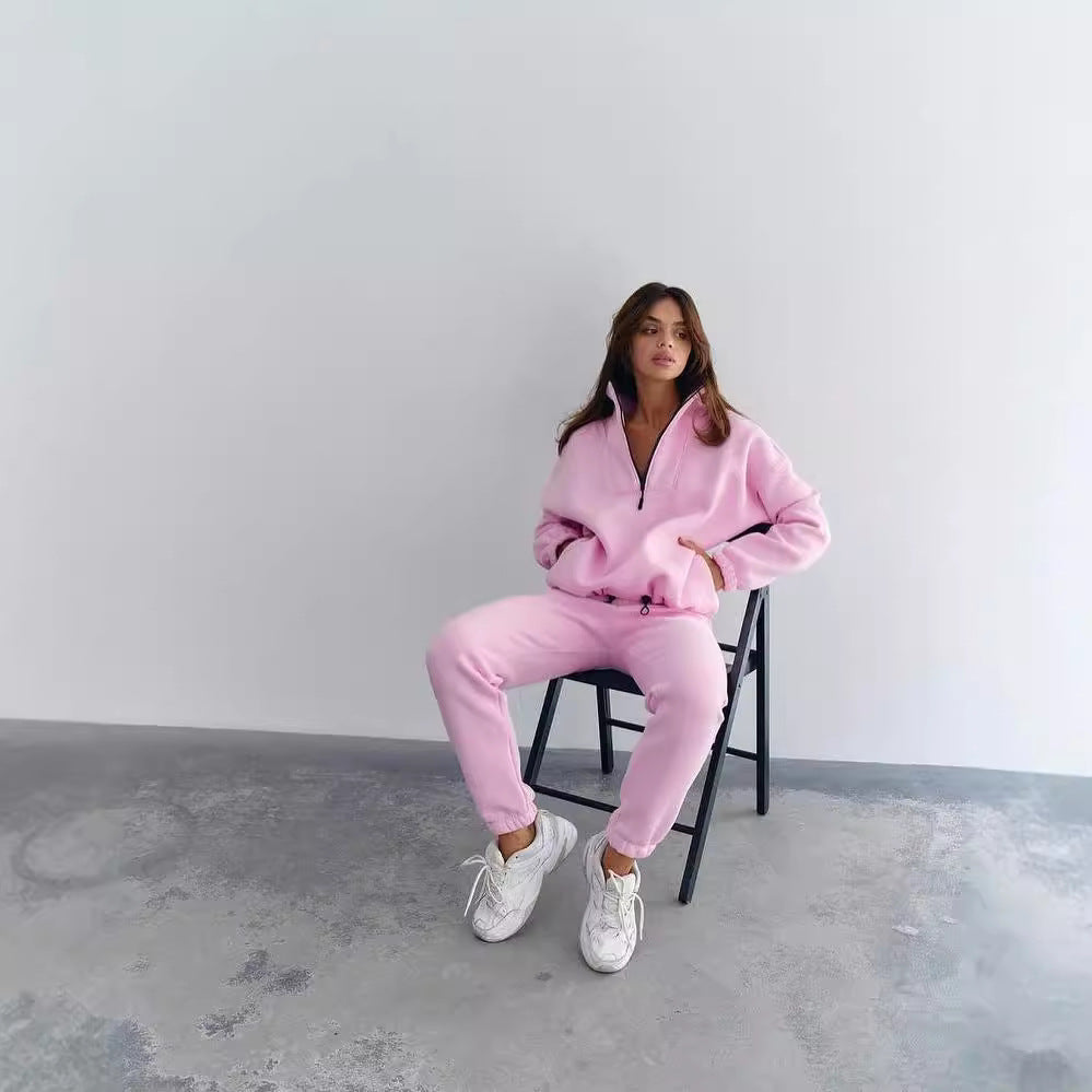 Women's Athleisure Two-Piece Set Made of Thick French Terry with a High Collar, Half Zipper, and Drawstring Pants