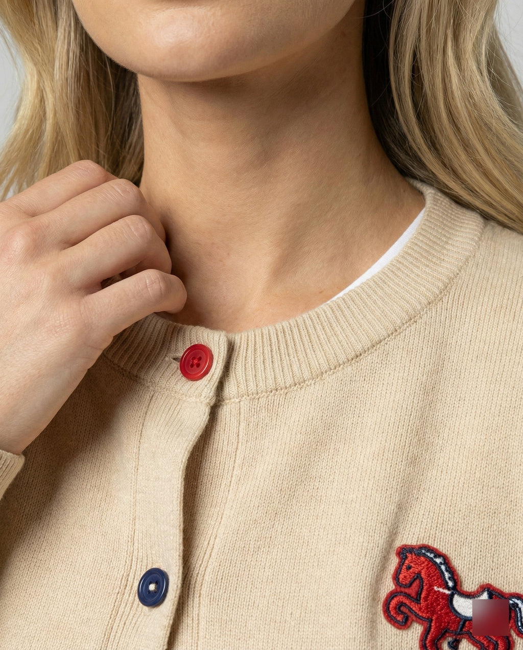 Women's Fine Knit Cardigan with Crew Neck and Horse Appliqué