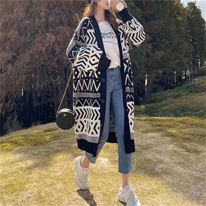Women's Long Cardigan with Graphic Design and Deep Pockets