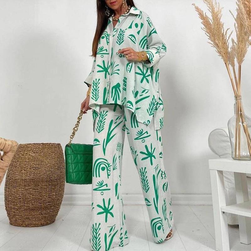 Women's Casual Two-Piece Set with Artistic Pattern
