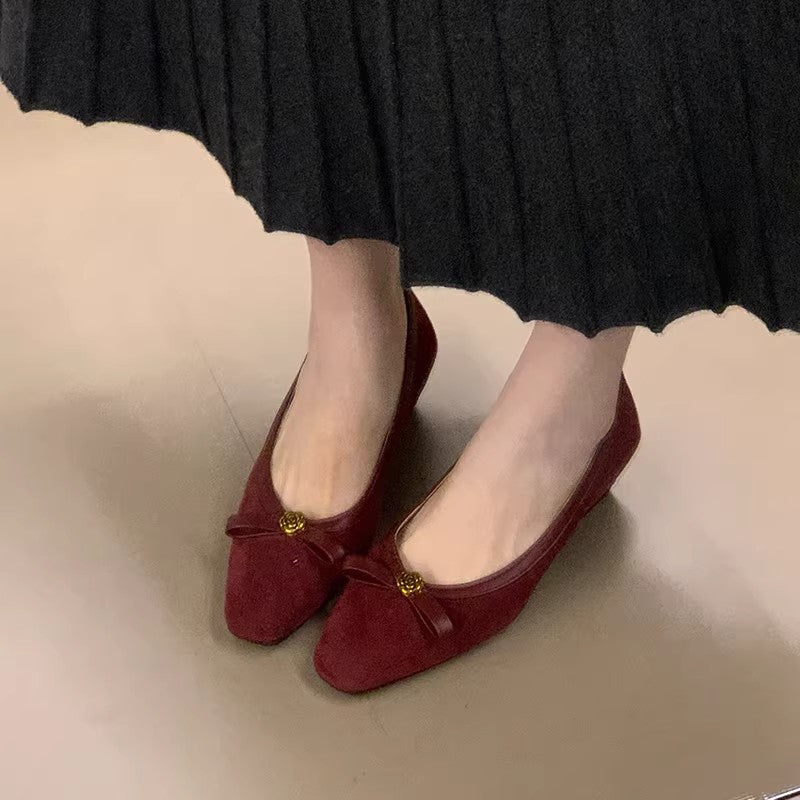 Women's Ballet Flats with Elegant Bow Accent and High-Quality Suede