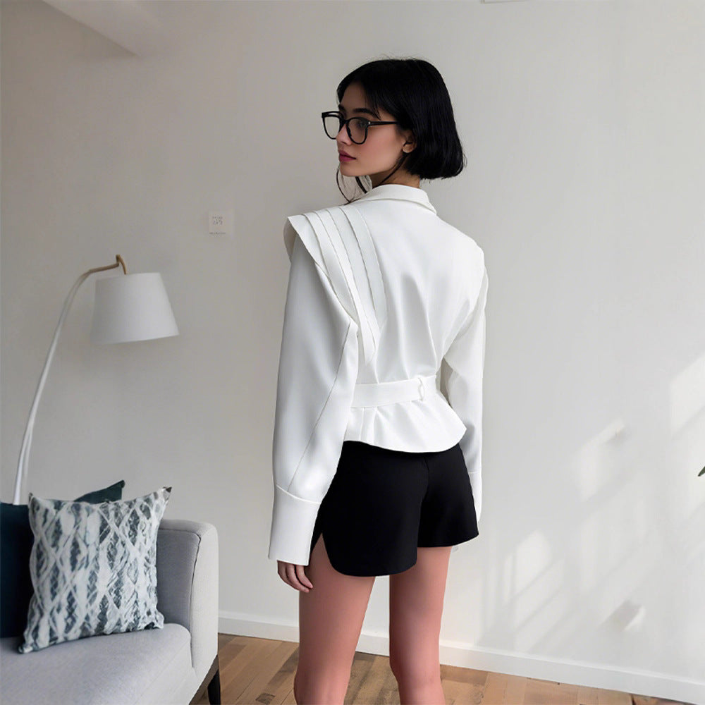 Women's Blazer with Modern Cut