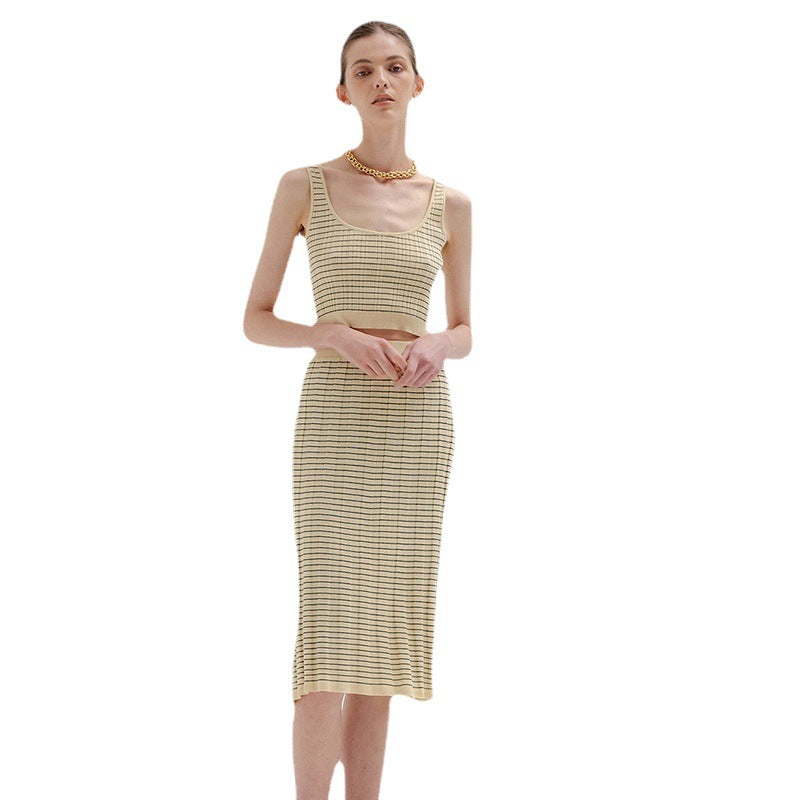 Women's Elegant Knit Ensemble with Button Placket and High Collar
