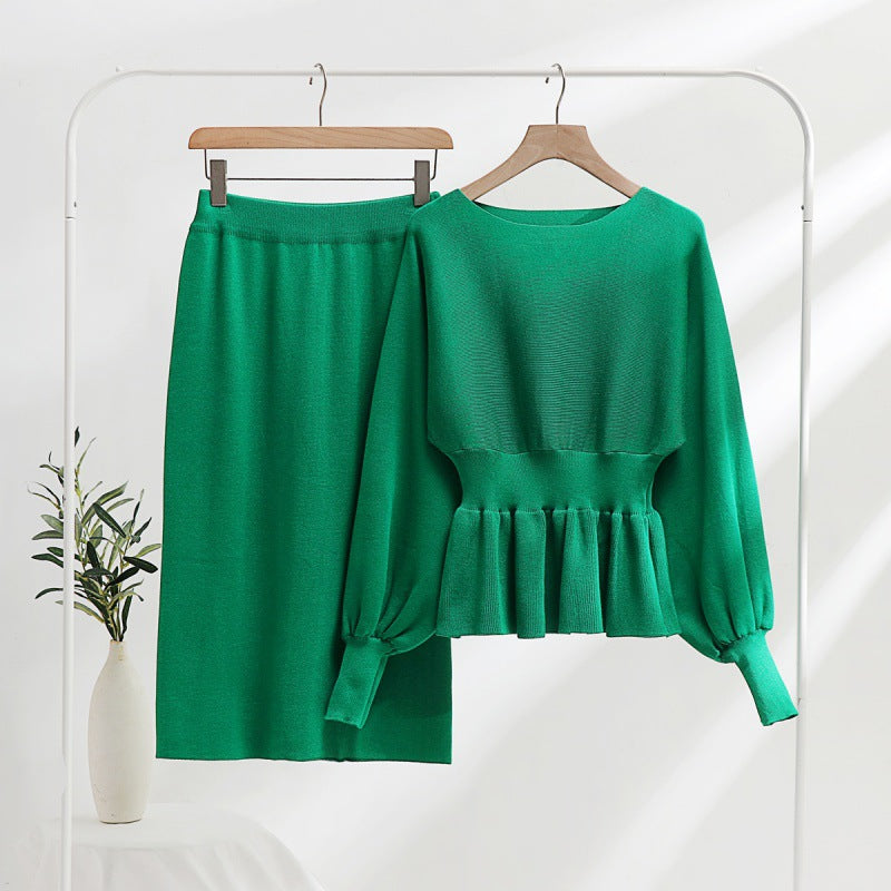 Elegant Knit Ensemble with Ruching and Balloon Sleeves