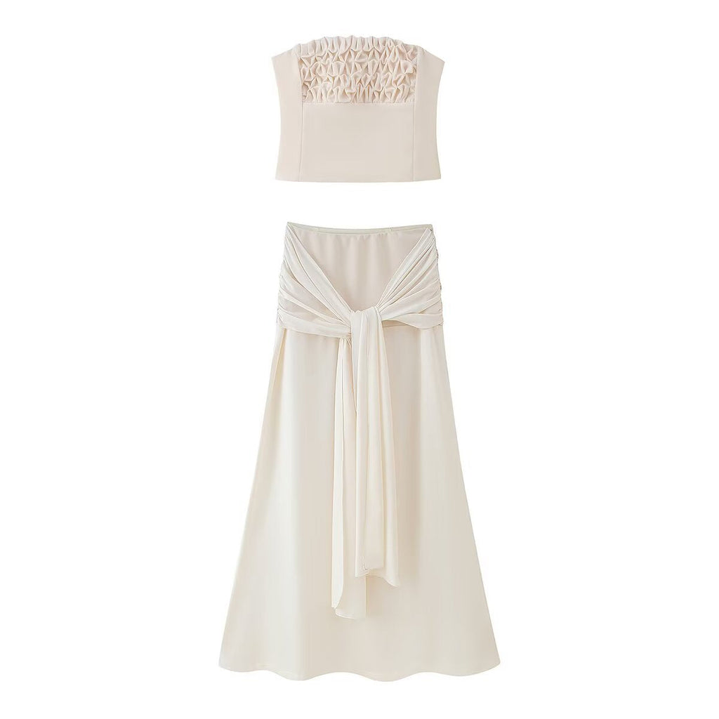 Women's Sleeveless Top with Elegant Ruffle Detail