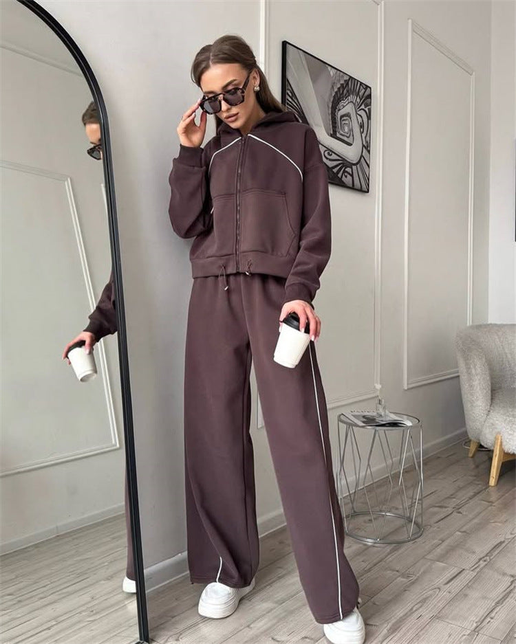 Women's Hooded Jacket and Wide Jogging Trousers Set with Contrast Stitching
