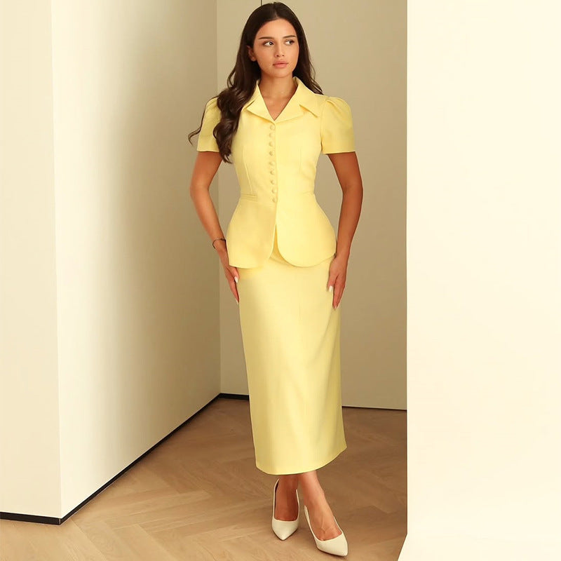 Women's Elegant Blazer with Structured Shoulders