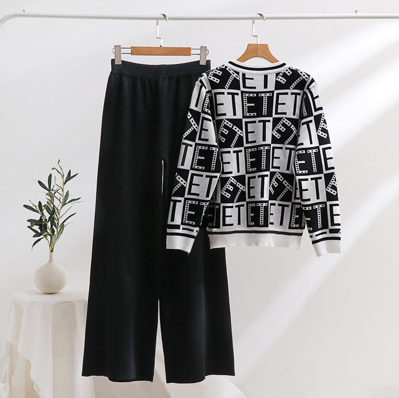 Women's Casual Knit Loungewear Set with Graphic Pattern and Wide Cut