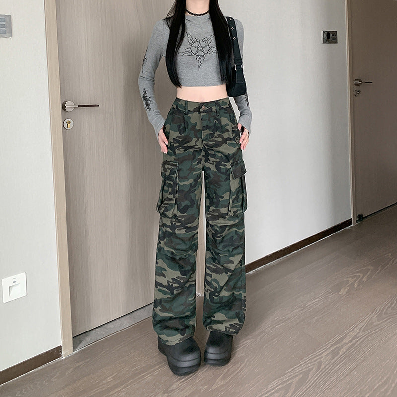 Women's Cargo Pants in Fashionable Camouflage Design with Practical Pockets