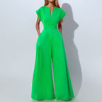 Elegant Jumpsuit with Wide Leg and Practical Pockets