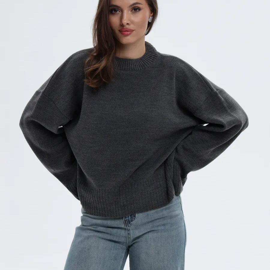 Women's Comfortable Oversized Sweater with Wide Sleeves