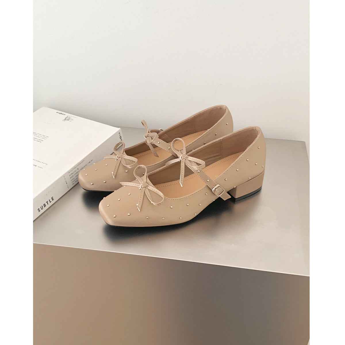 Women's Ballet Flats with Decorative Bows and Rhinestone Details