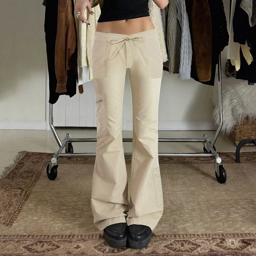 Women's Comfortable Cargo Pants with Elastic Waistband and Practical Side Pockets