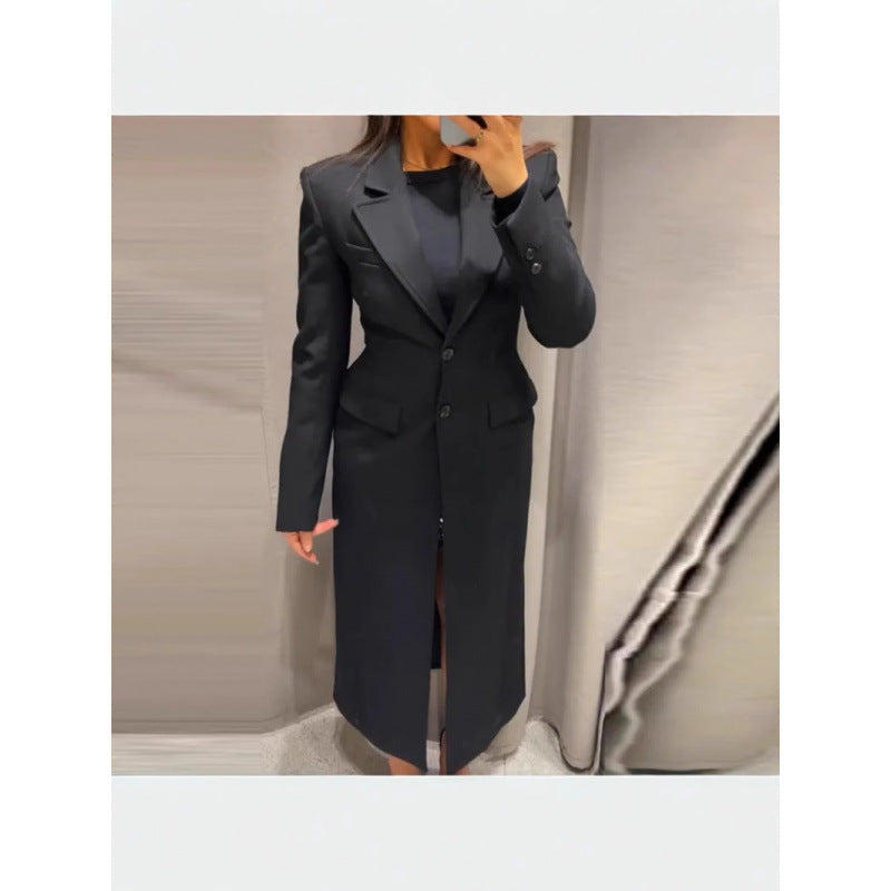 Women's Elegant Long Blazer with Slim Silhouette and Classic Details