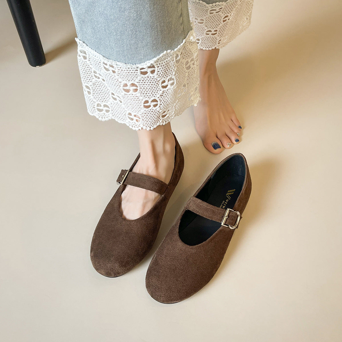 Women's Ballet Flats with Elegant Strap and Buckle Detail
