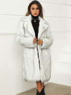 Women's Luxurious Faux Fur Coat with Trendy Design