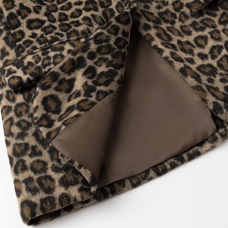Elegant Leopard Print Blazer