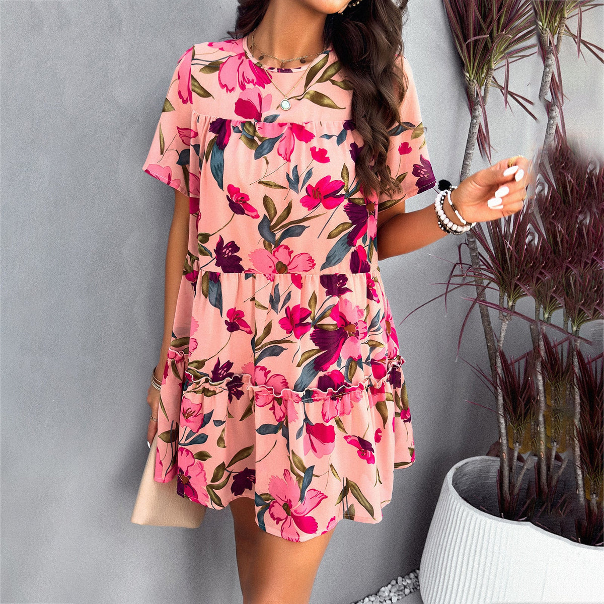 Women's Floral Casual Dress with Ruffled Hem and Short Sleeves