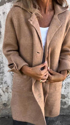 Women's Elegant Wool Coat with Practical Pockets