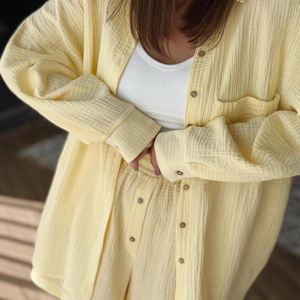 Women's Casual Long-Sleeve Shirt with Buttons and Pockets