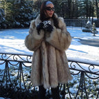 Women's Luxurious Faux Fur Coat with Voluminous Collar