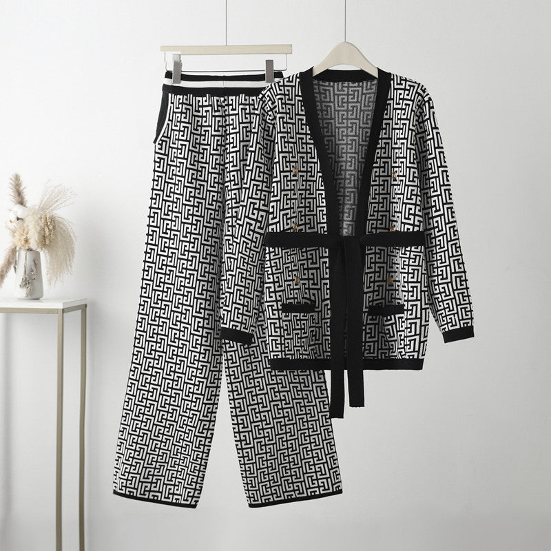 Casual Knit Loungewear Set with Geometric Pattern