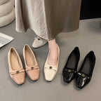 Women's Ballet Flats with Decorative Bow Detail and Elegant Appliqué