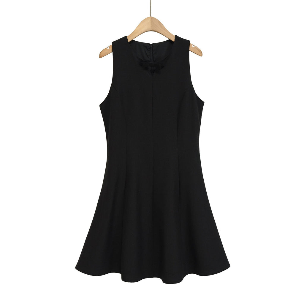 Women's Meeting Dress with Elegant Bow Detail and Flowy Cut