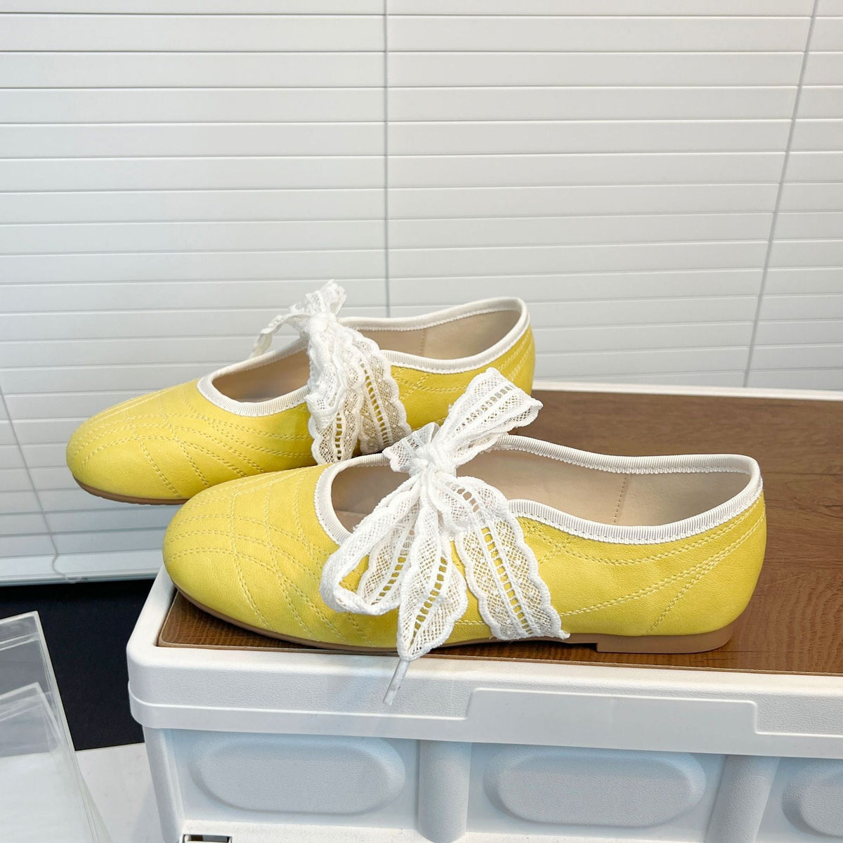 Women's Ballet Flats with Elegant Lace Inlay and Comfortable Footbed