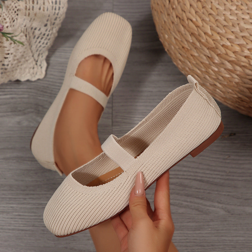 Women's Ballet Flats with Elastic Strap and Textured Finish