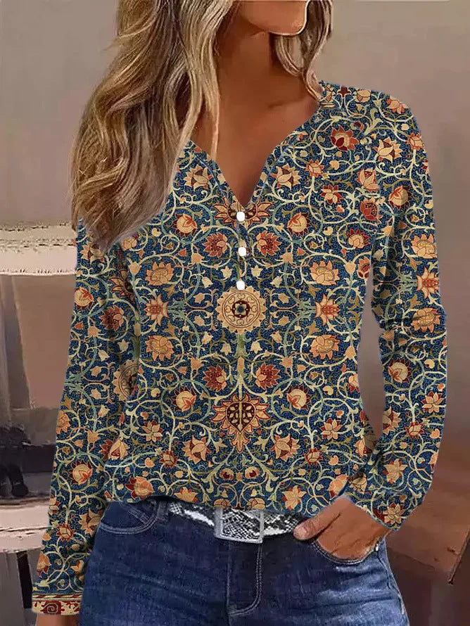 Women's Elegant Long-Sleeve Shirt with Graphic Gradient and Button Details