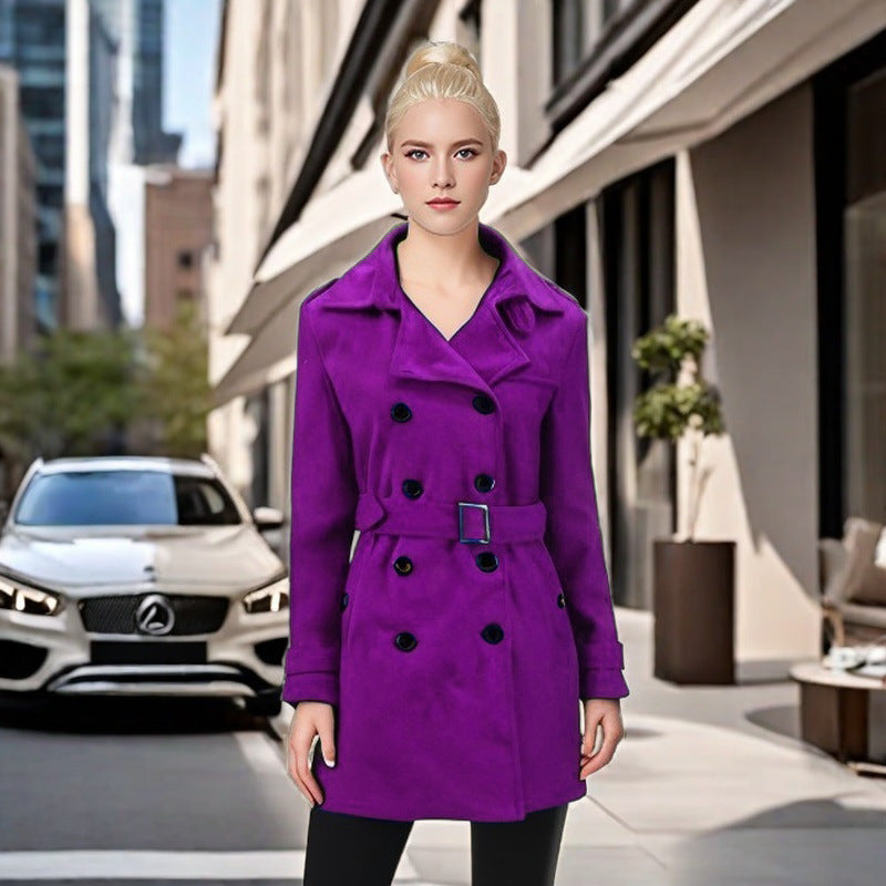 Women's Elegant Trench Coat with Belt and Contrasting Buttons
