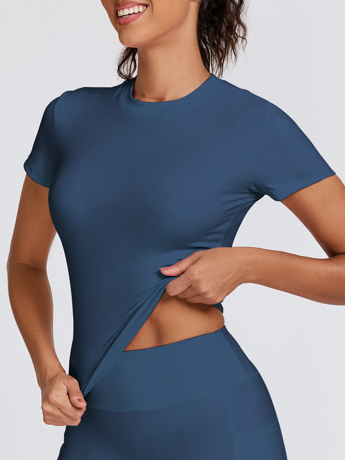 Women's Form-Fitting Functional Shirt