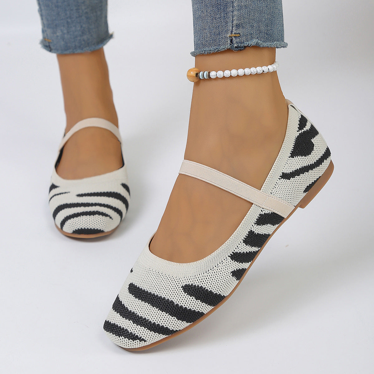 Women's Ballet Flats with Elastic Strap and Animal Print