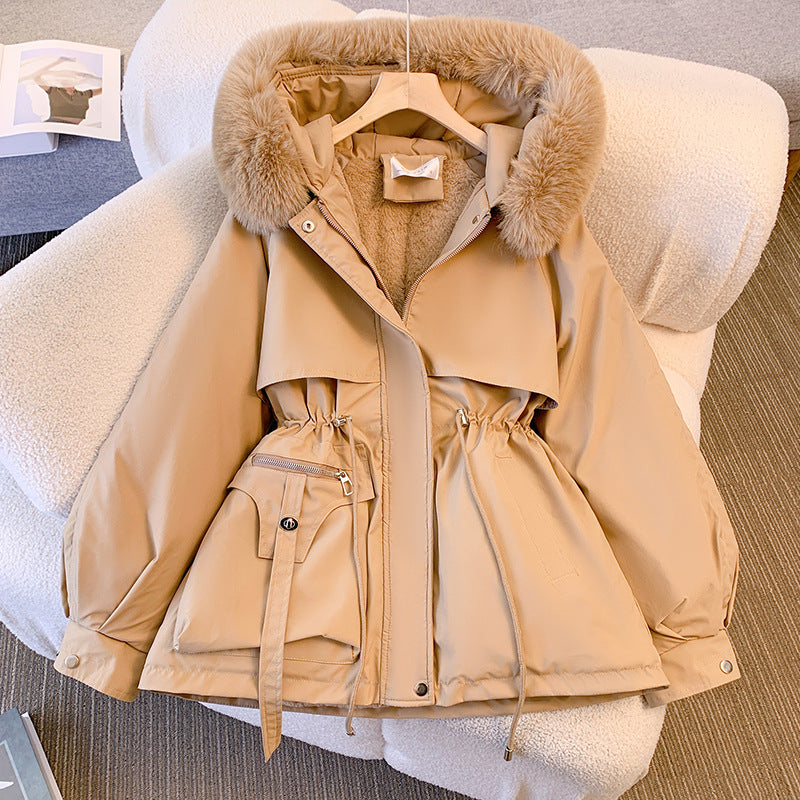 Women's Fashionable Winter Jacket with Detachable Faux Fur Collar and Practical Pockets