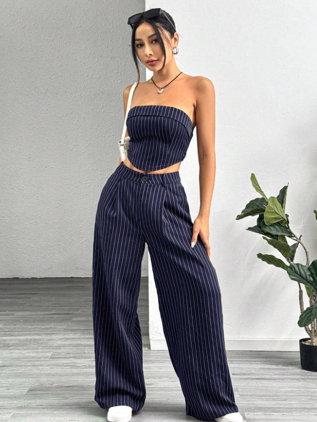 Elegant and Airy Set with Striped Pattern