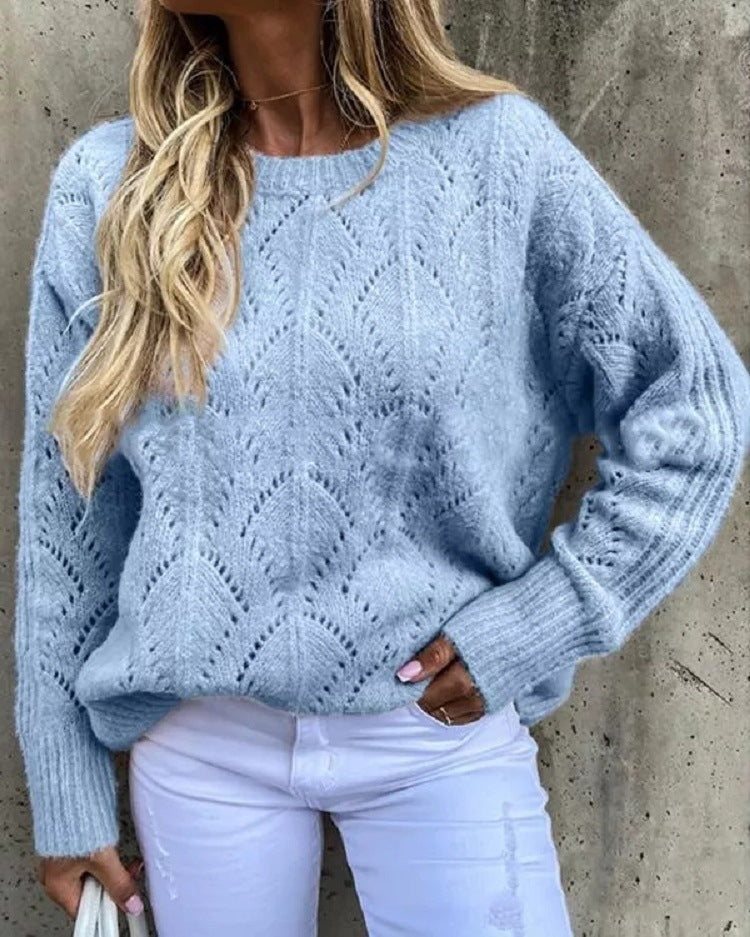 Women's Elegant Knit Sweater with Delicate Pattern