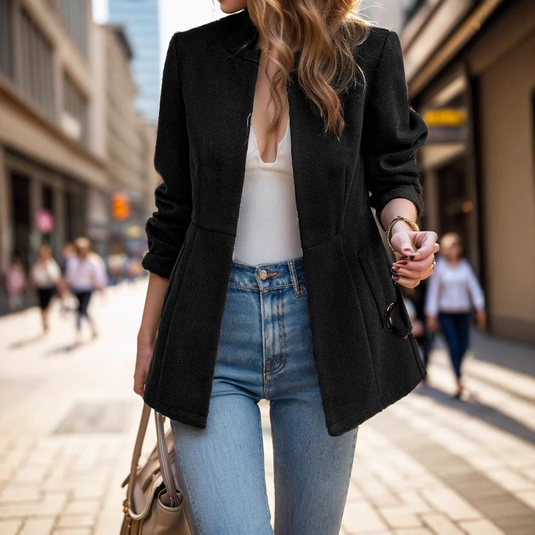 Elegant and Stylish Women's Blazer