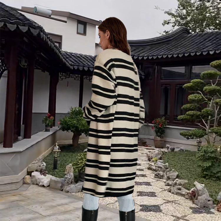 Women's Cozy Knit Coat with Casual Stripe Pattern